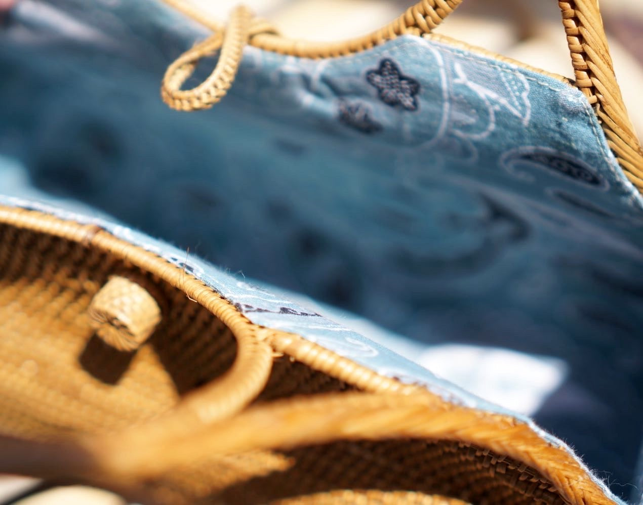 Hand Woven Atta Side Round Hand Bag ~ Made in Bali ~