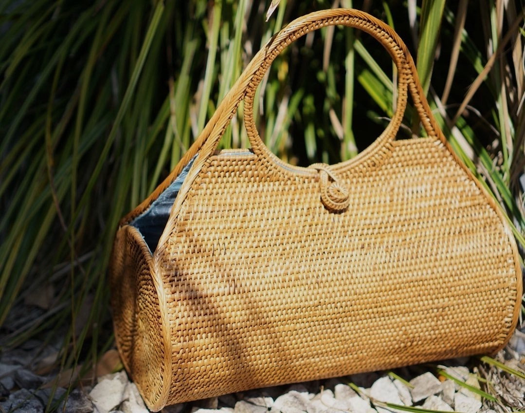 Hand Woven Atta Side Round Hand Bag ~ Made in Bali ~