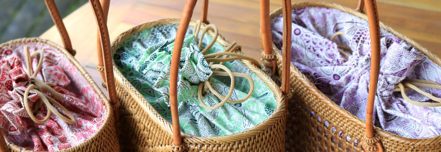 8" Oval Ata Handbag with Batik Drawstring – Handwoven in Bali
