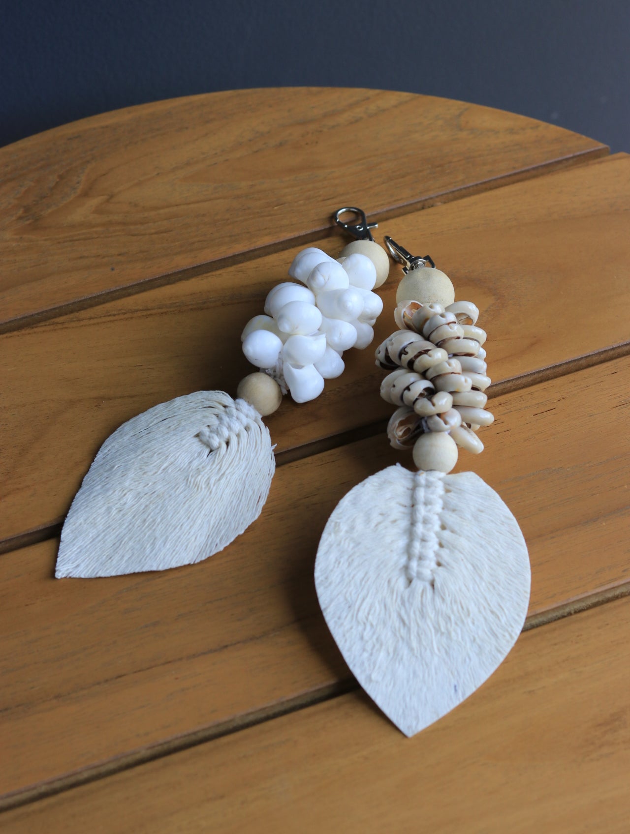 Hand Made Shell Key Chain ~ Made in Bali ~