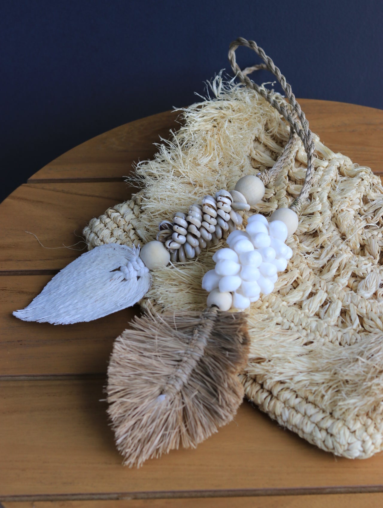 Hand Made Shell Tussel~ Made in Bali ~