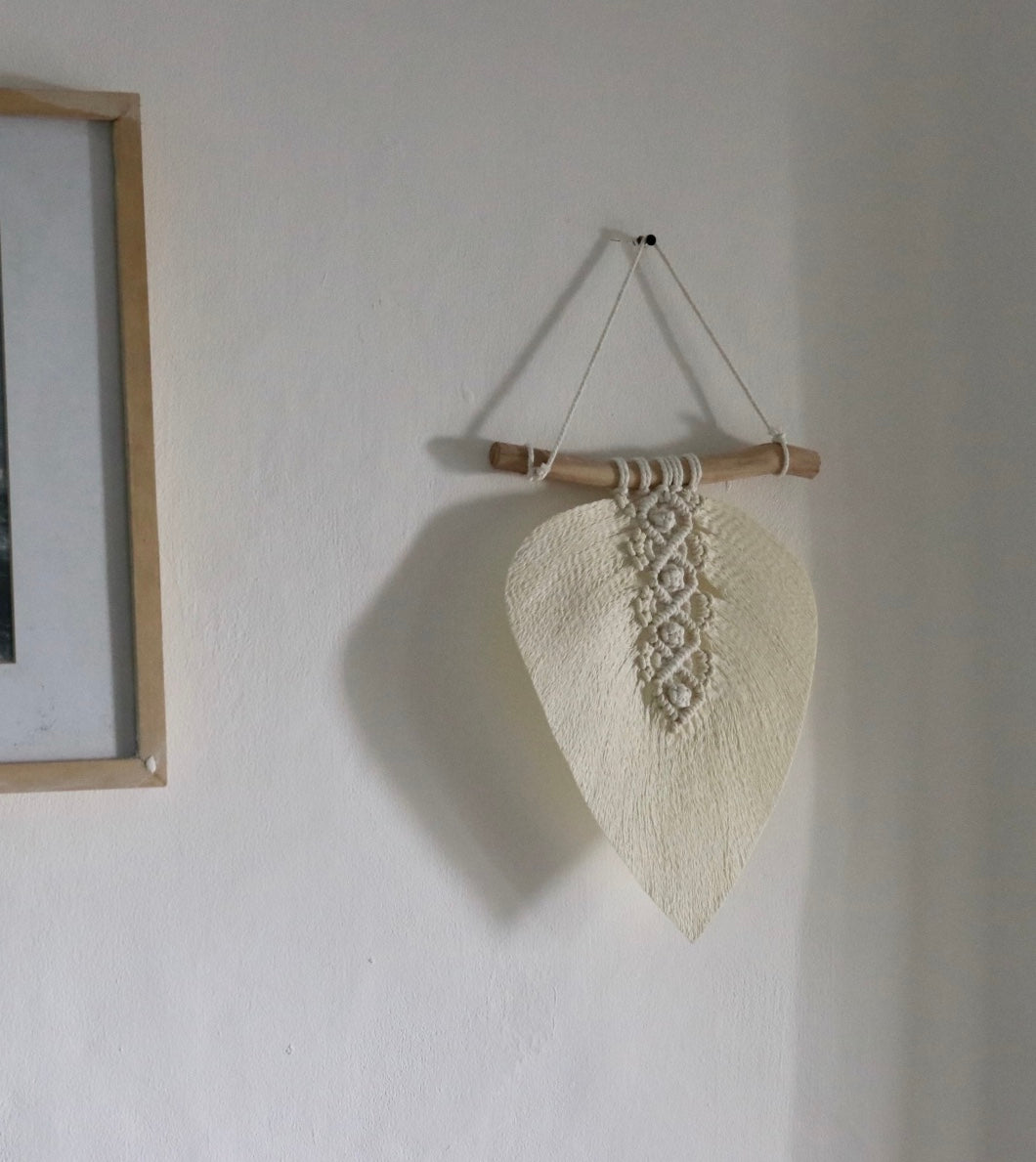 Bali Boho Style Leaf Motif Hanging ~ macrame ~