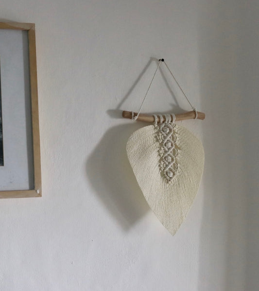 Bali Boho Style Leaf Motif Hanging ~ macrame ~