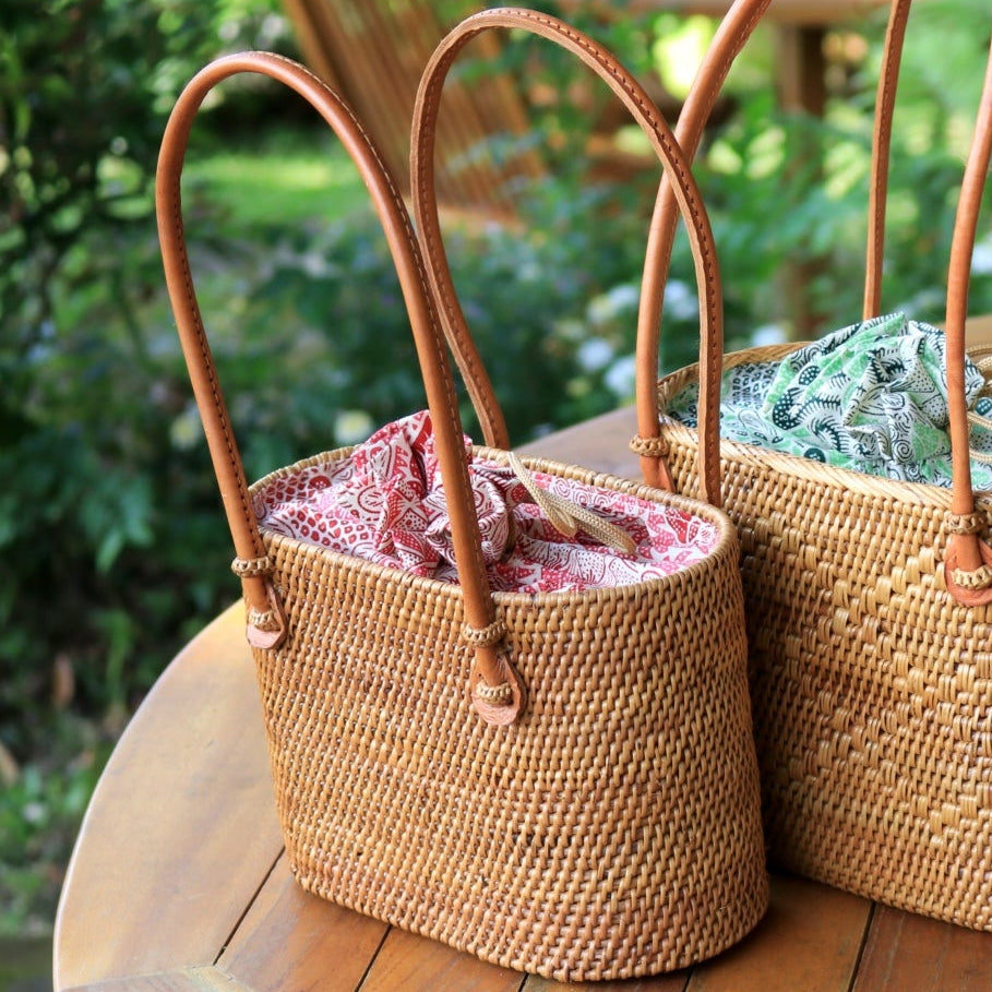 8" Oval Ata Handbag with Batik Drawstring – Handwoven in Bali